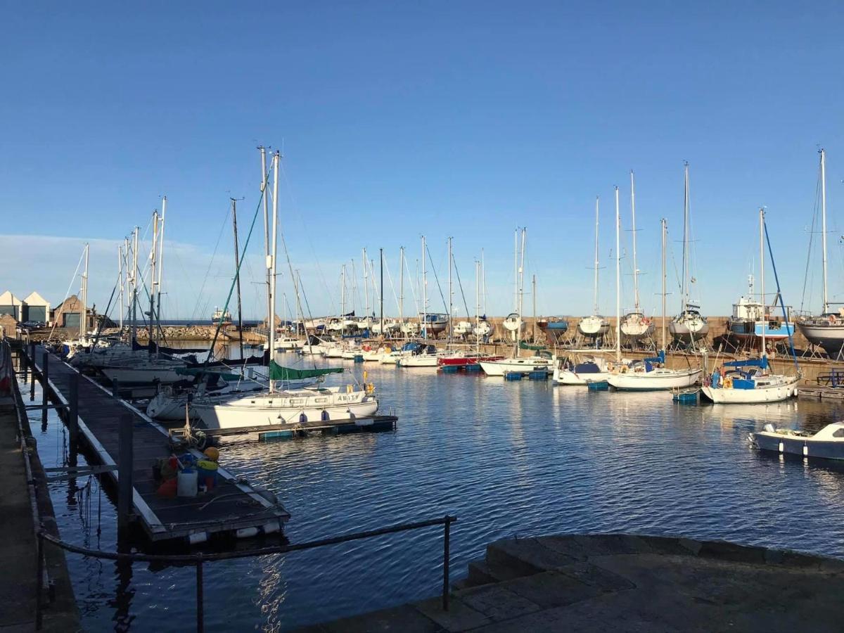 Skerry View - Overlooking The Moray Firth - Close To Beaches, Harbour, Shops And Restaurants Lägenhet Lossiemouth Exteriör bild